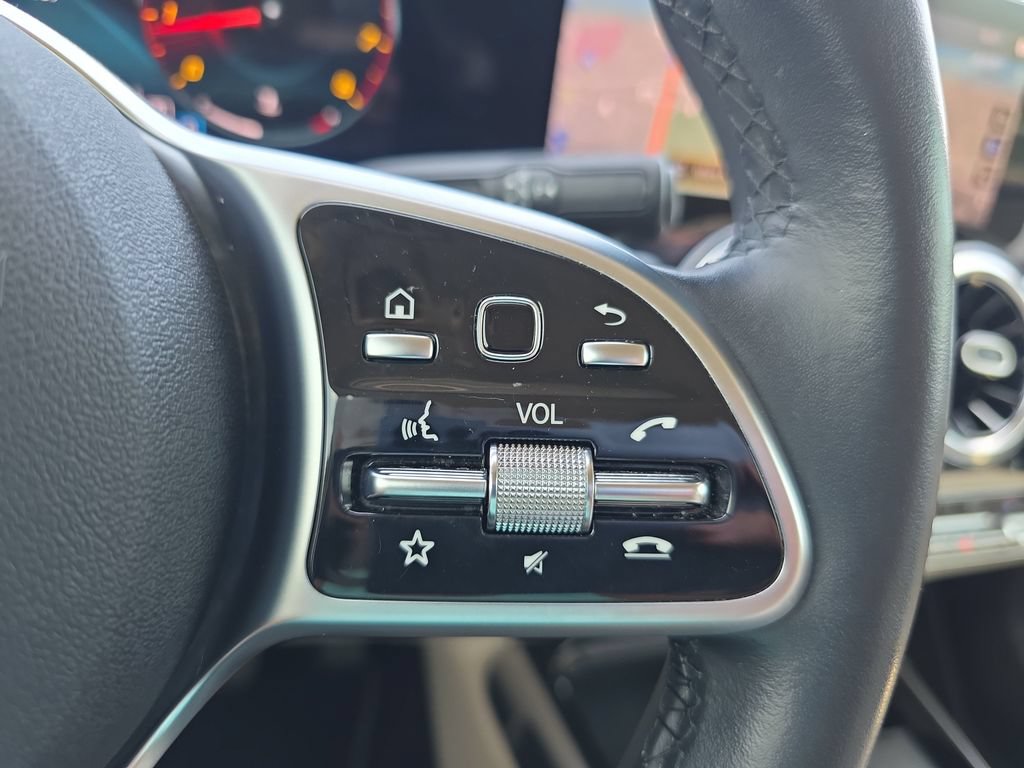 Certified 2022 Mercedes-Benz GLB 250 image 22