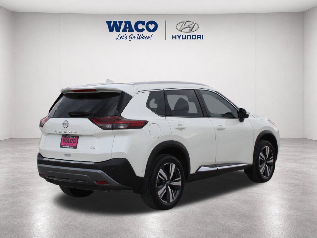 Used 2023 Nissan Rogue SL w/ SL Premium Package FWD image 12