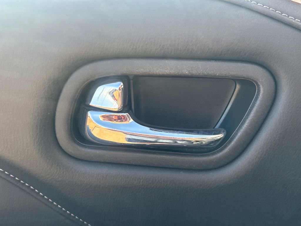 Used 2019 INFINITI QX80 Luxe image 7