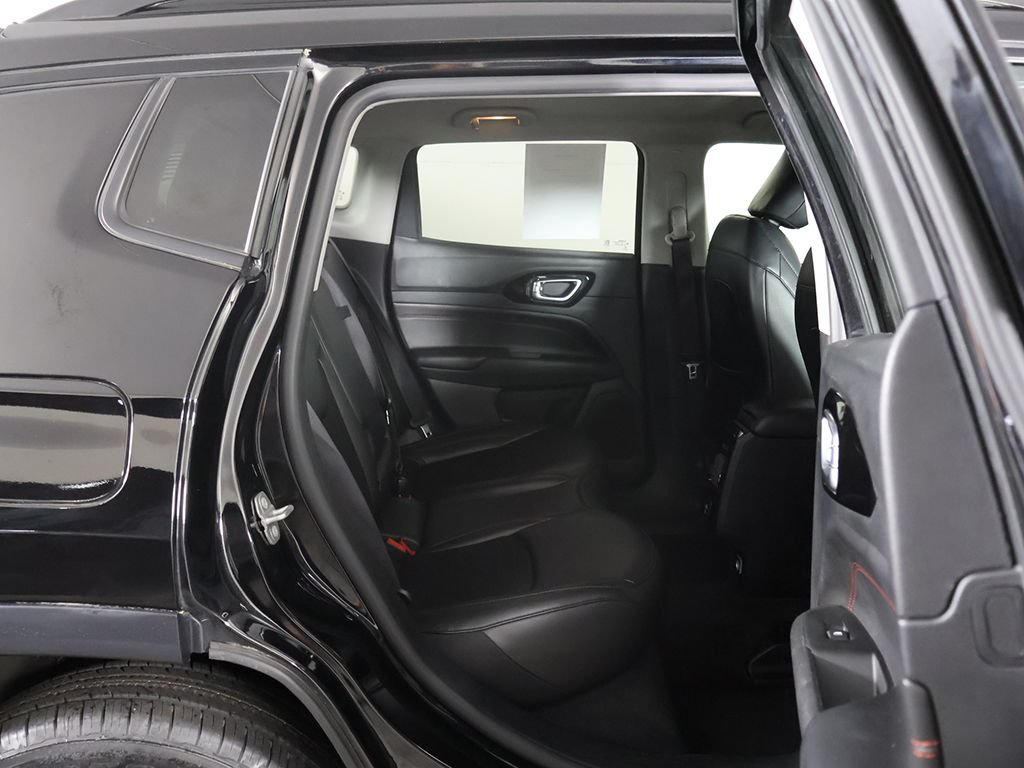 Used 2022 Jeep Compass Trailhawk AWD/4WD image 29