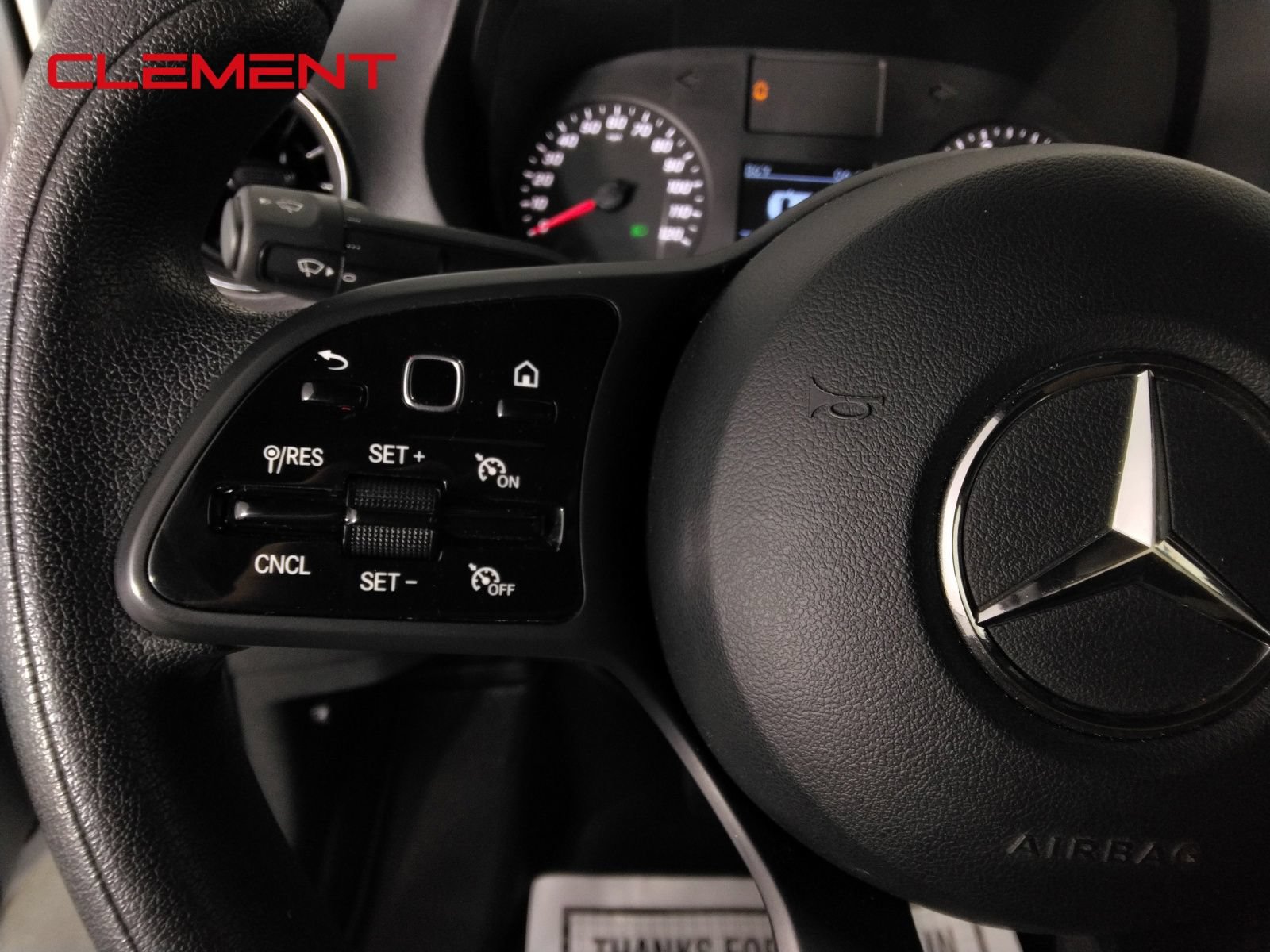 Used 2023 Mercedes-Benz Sprinter 2500 image 13