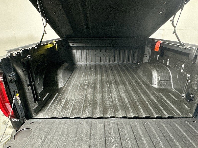 Used 2022 GMC Sierra 1500 SLT w/ SLT Premium Plus Package image 26