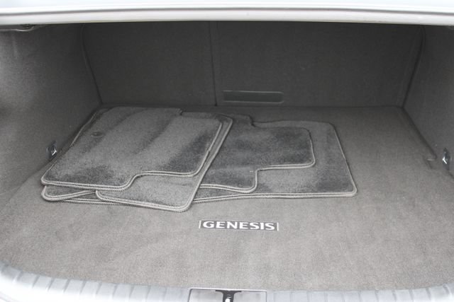 Used 2022 Genesis G70 2.0T RWD image 38