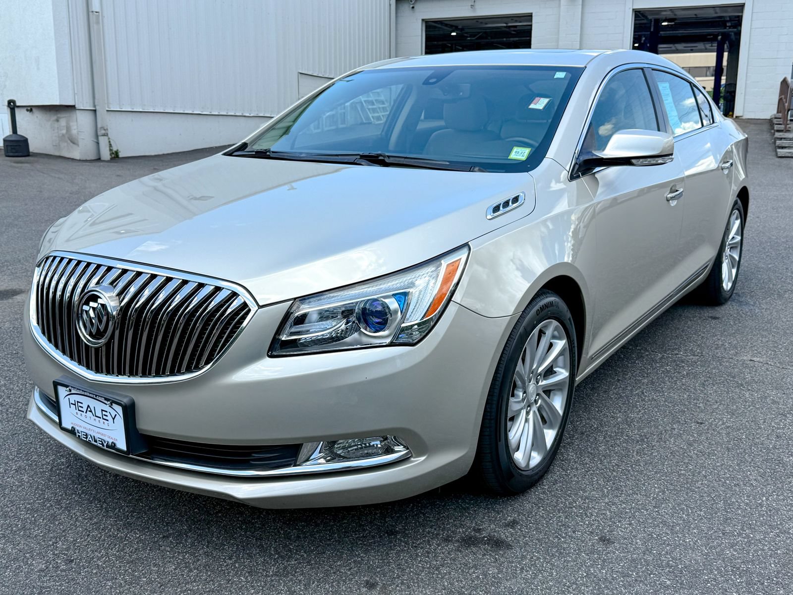 Used 2014 Buick LaCrosse Leather FWD image 3