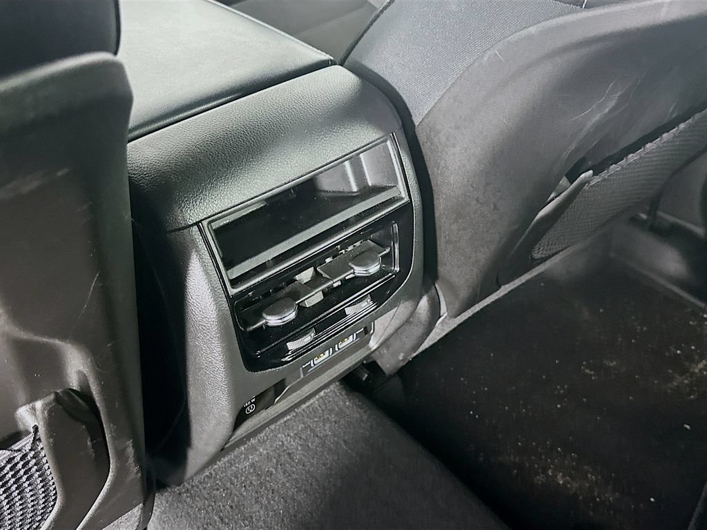 Certified 2024 Jeep Grand Cherokee Altitude AWD/4WD image 37