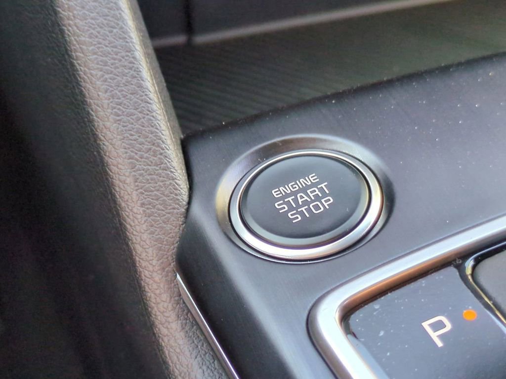 New 2026 Kia Sportage LX FWD image 17