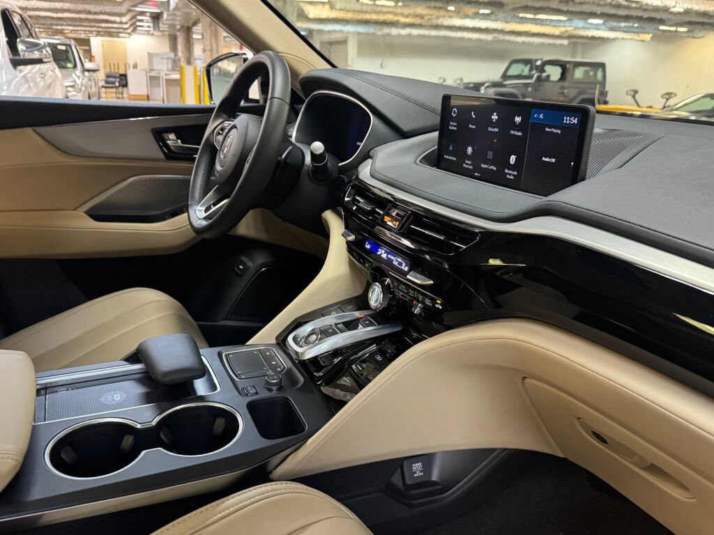 Certified 2023 Acura MDX SH-AWD image 32