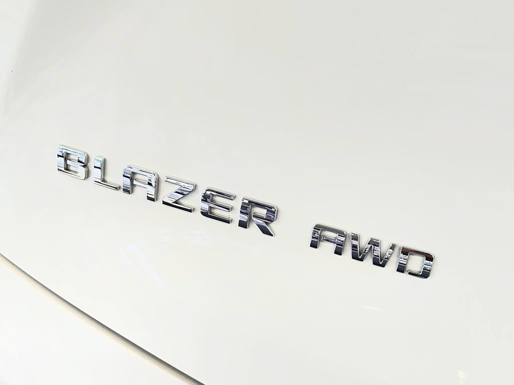 Used 2022 Chevrolet Blazer LT AWD/4WD image 12