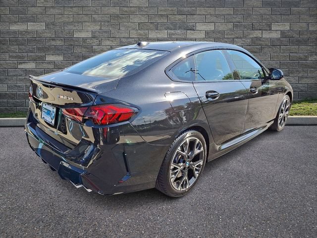 Used 2026 BMW M235i xDrive w/ Technology Package AWD/4WD image 6