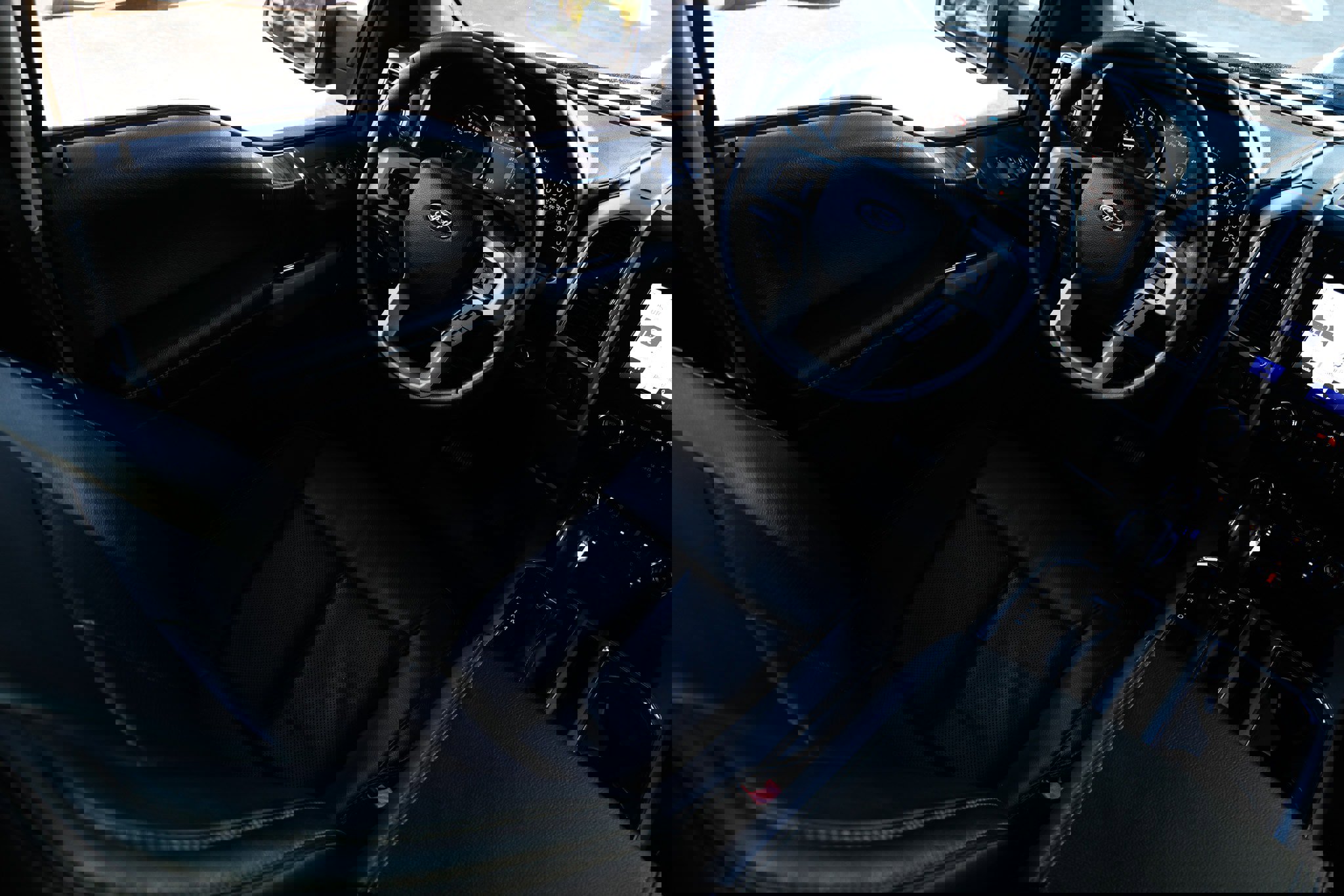 Used 2020 Ford F150 Lariat image 25