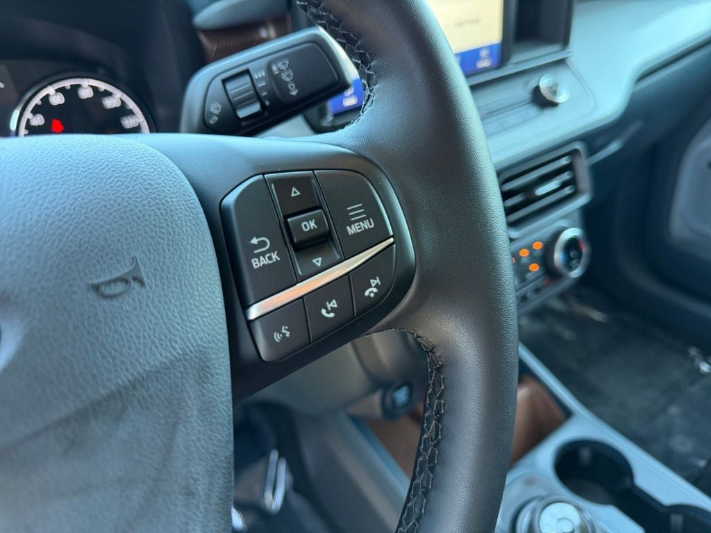 Used 2024 Ford Maverick Lariat AWD/4WD image 16