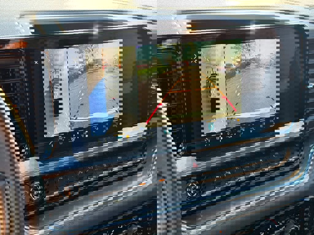 Used 2023 Chevrolet Silverado 1500 High Country w/ High Country Premium Package image 36