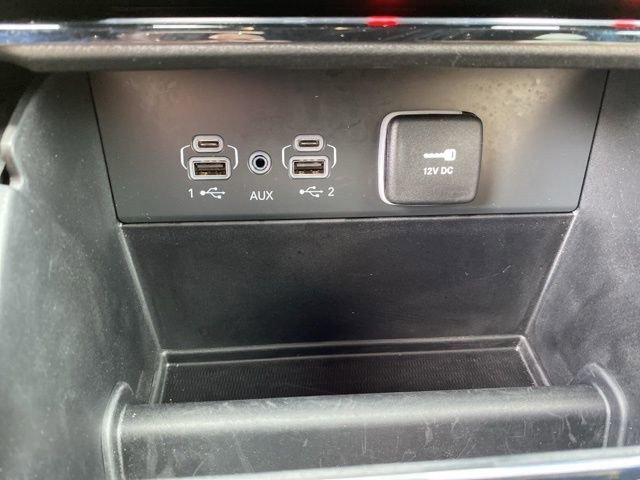 Used 2025 Jeep Grand Cherokee L Limited AWD/4WD image 25