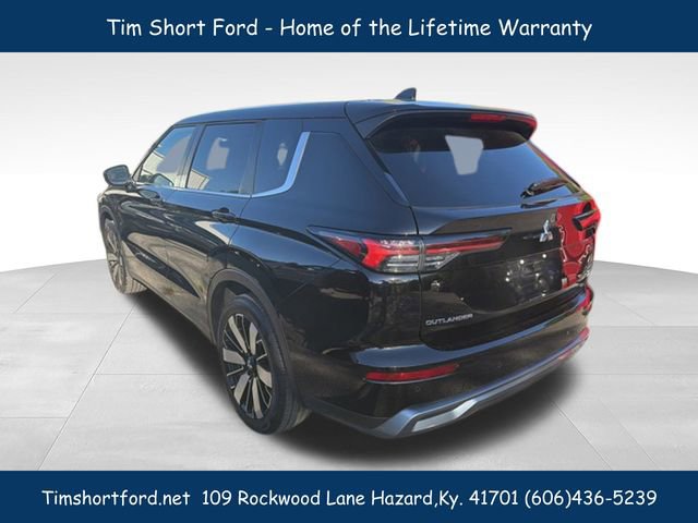 Used 2025 Mitsubishi Outlander SE AWD/4WD image 6
