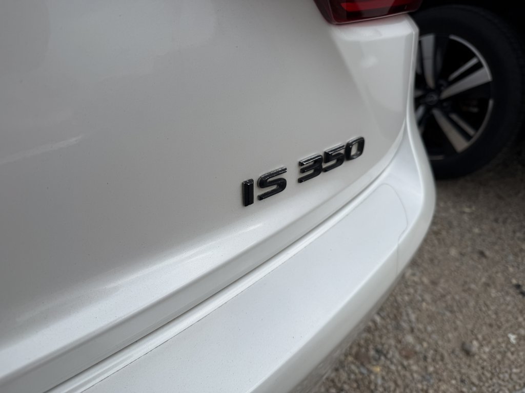 Used 2016 Lexus IS 350 w/ Premium Package RWD image 36