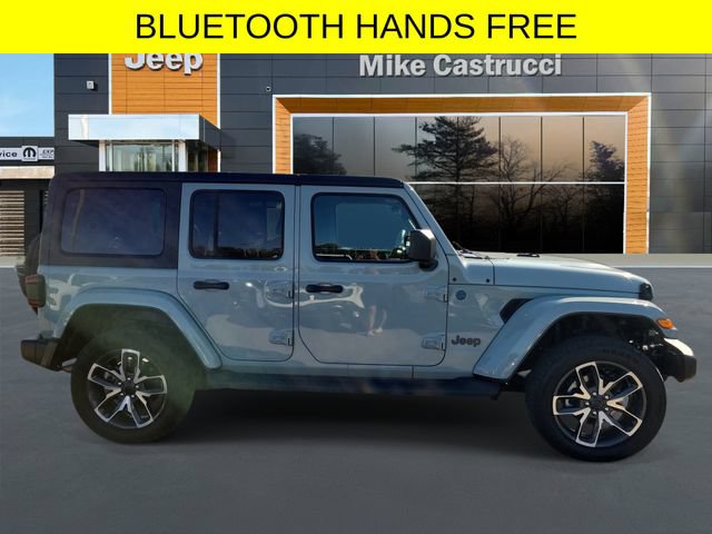 Used 2024 Jeep Wrangler Unlimited w/ Convenience Group AWD/4WD image 3