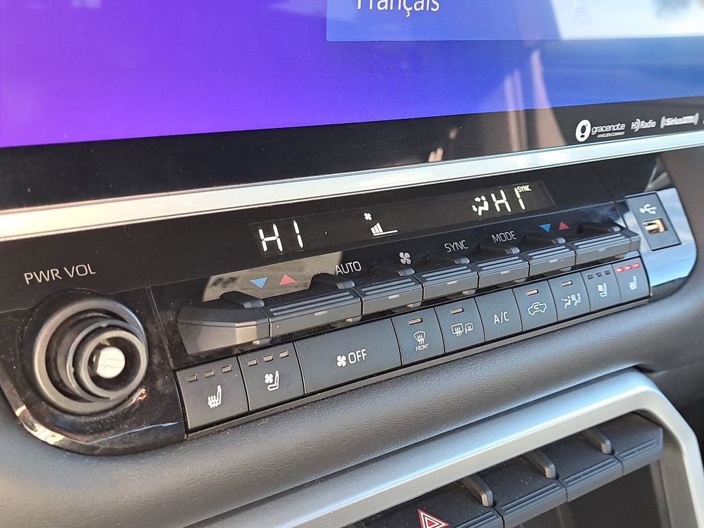 Used 2023 Toyota Tundra Platinum image 25