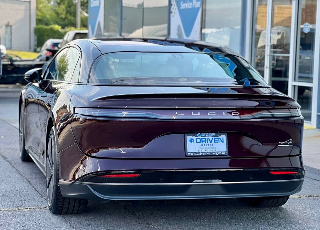 Used 2023 Lucid Air Touring AWD/4WD image 3