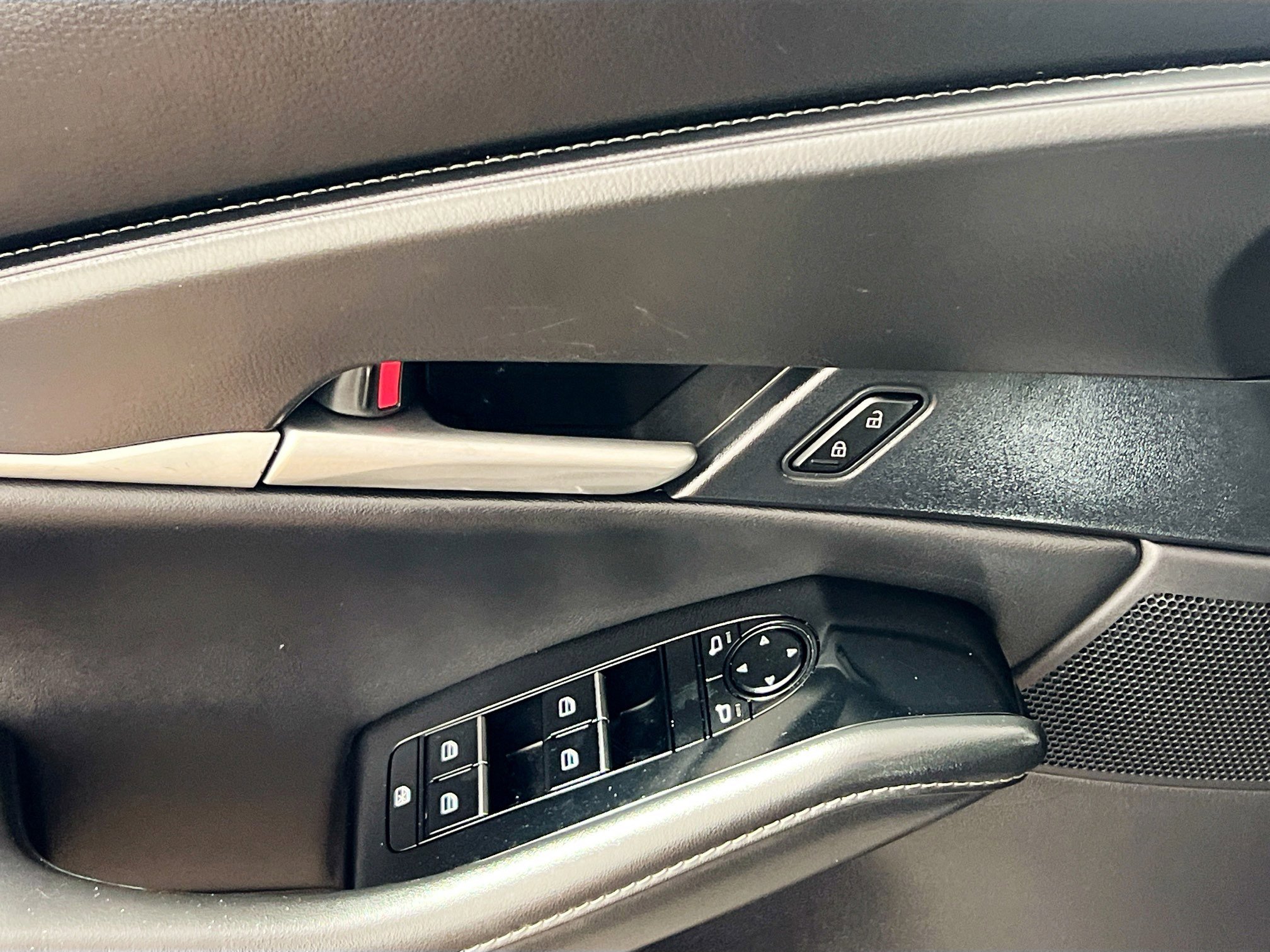 Used 2024 MAZDA CX-30 AWD 2.5 S w/ Select Sport Pkg image 15