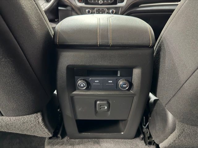Used 2019 Chevrolet Traverse LT image 15