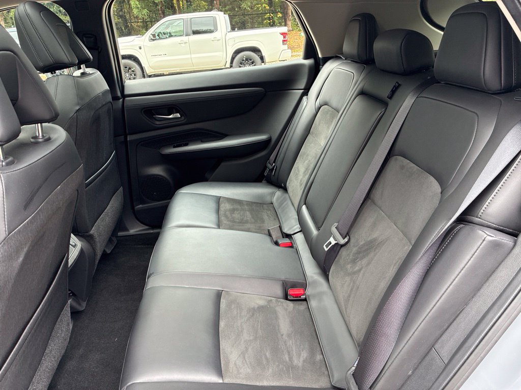 Certified 2024 Nissan Ariya AWD image 26