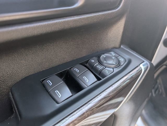 Used 2023 Chevrolet Silverado 3500 LTZ image 17