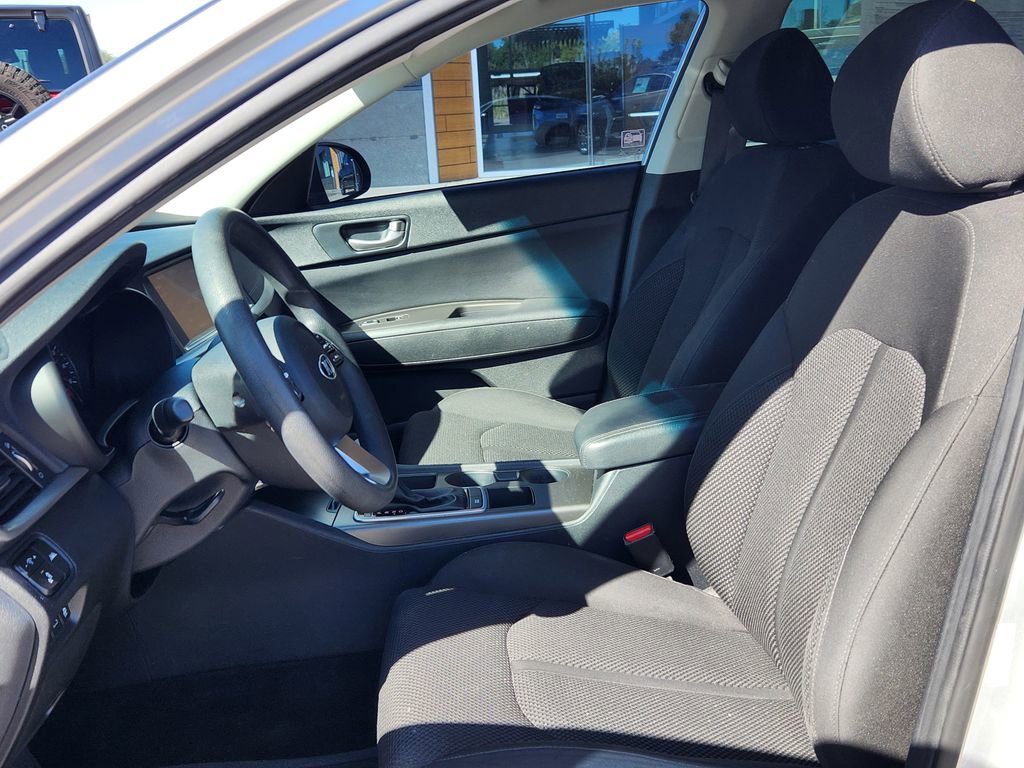 Used 2020 Kia Optima LX image 9