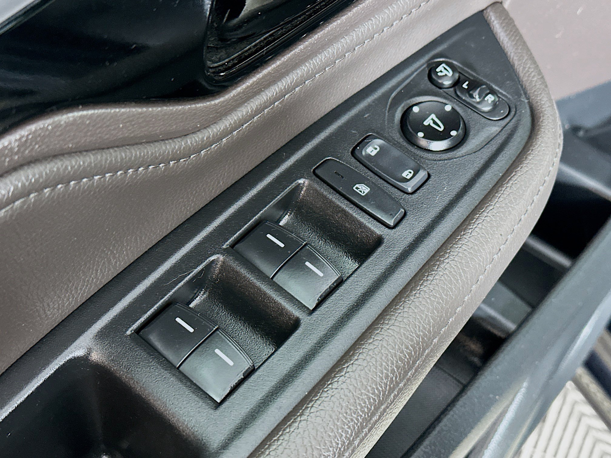 Used 2020 Honda Odyssey Elite image 17