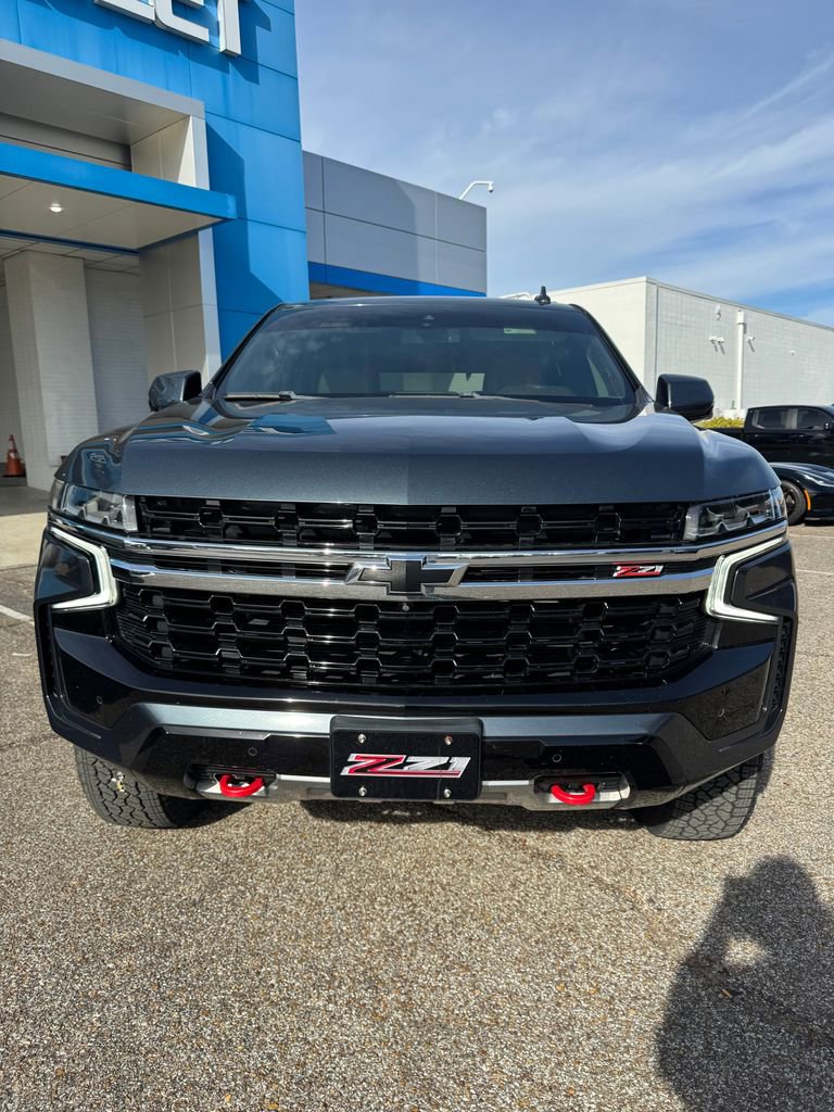 Used 2021 Chevrolet Tahoe Z71 w/ Z71 Off-Road Package image 2