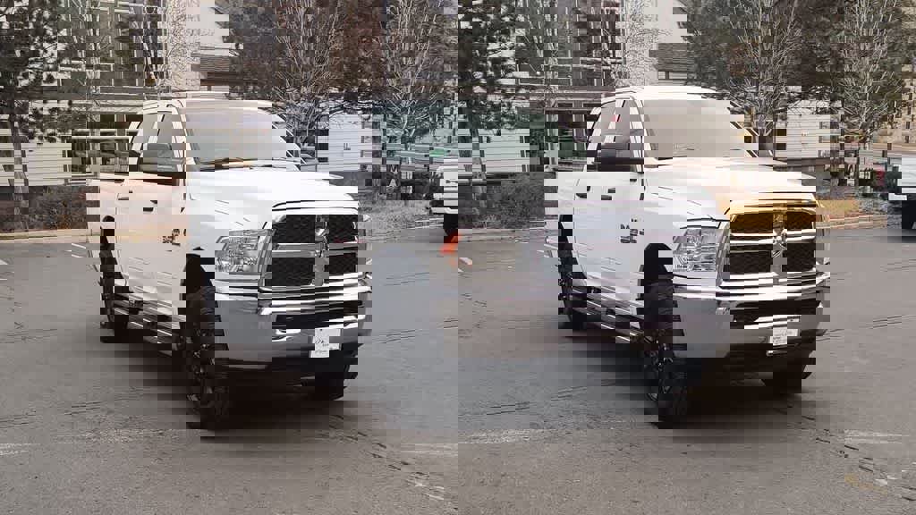 Used 2017 RAM 2500 Tradesman w/ Chrome Appearance Group image 3