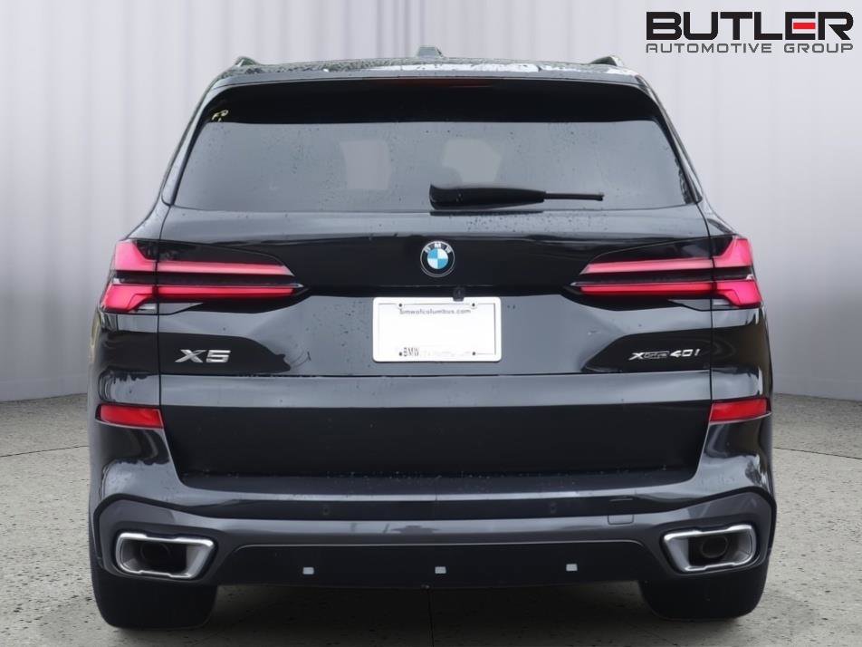 Used 2025 BMW X5 xDrive40i w/ M Sport Package AWD/4WD image 6