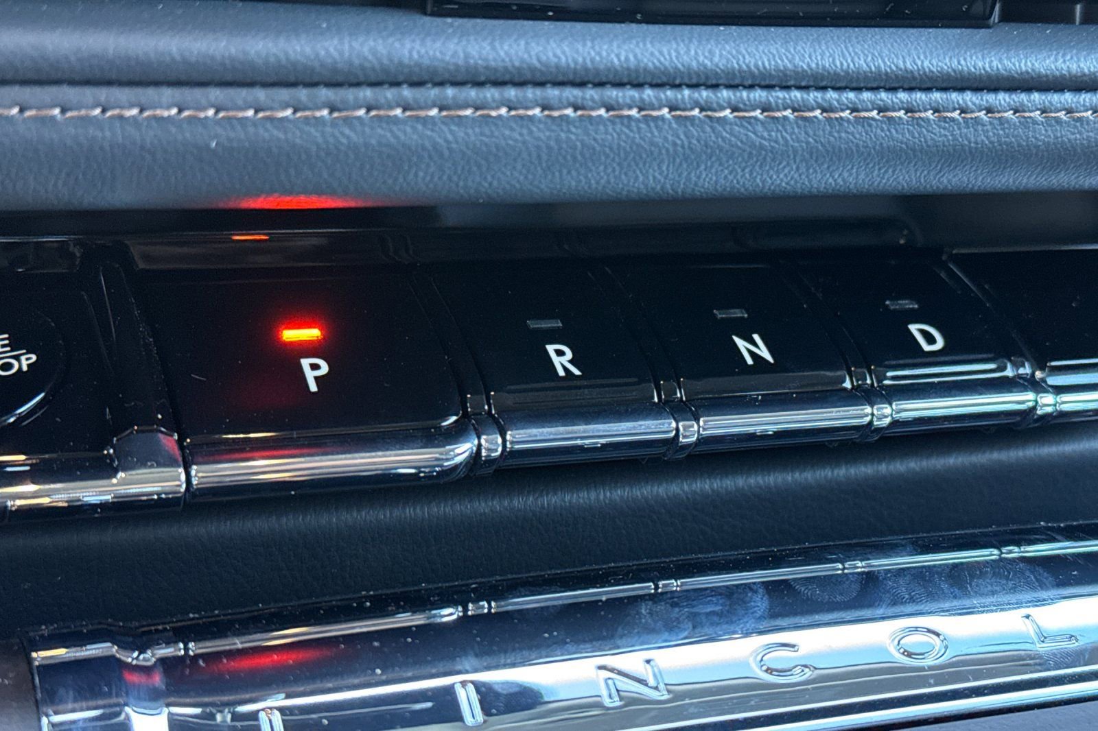 New 2025 Lincoln Aviator Reserve w/ Luxury Package image 22