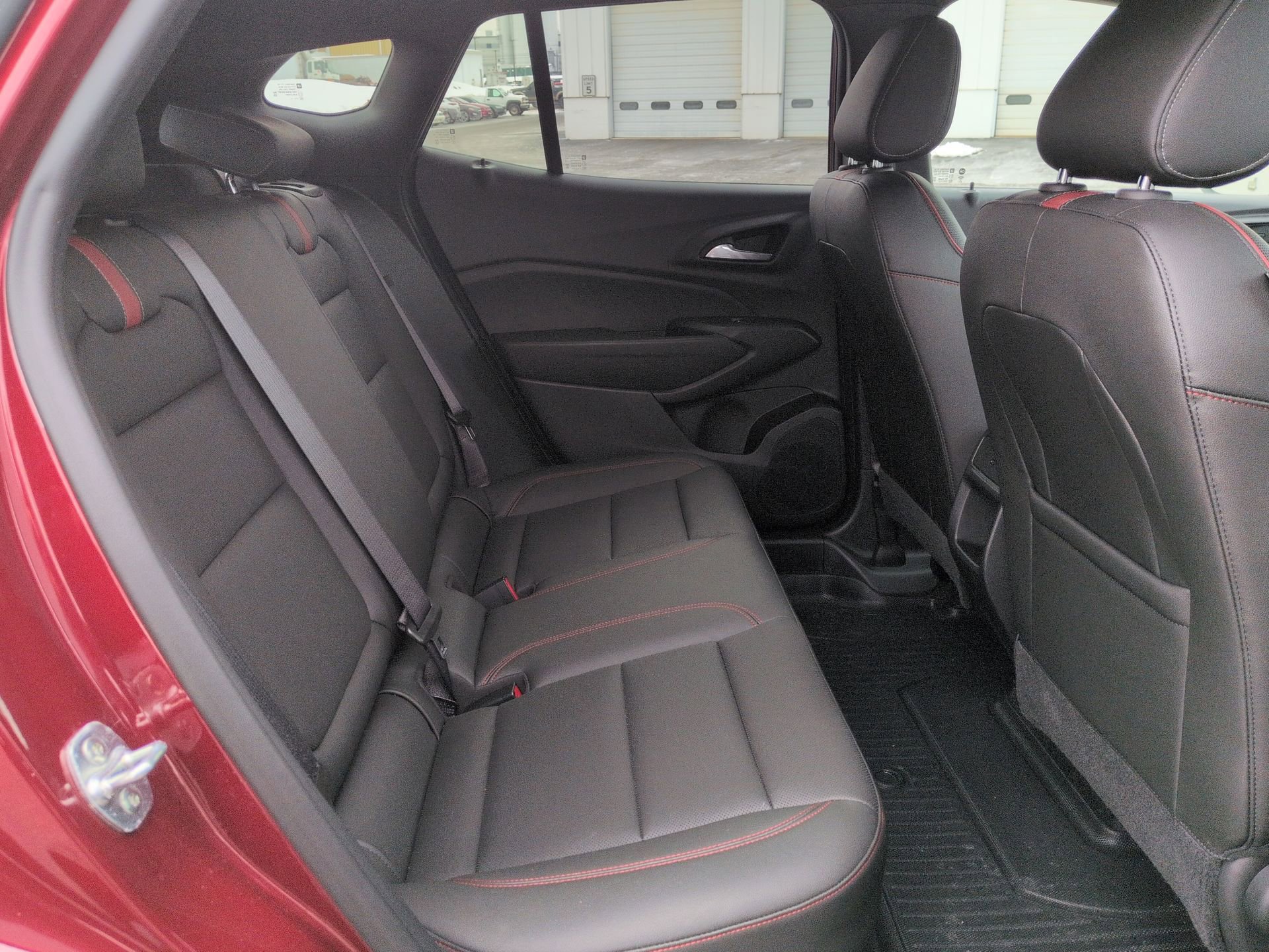 Certified 2024 Chevrolet Trax RS image 25