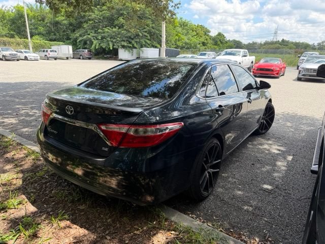 Used 2017 Toyota Camry SE FWD image 8