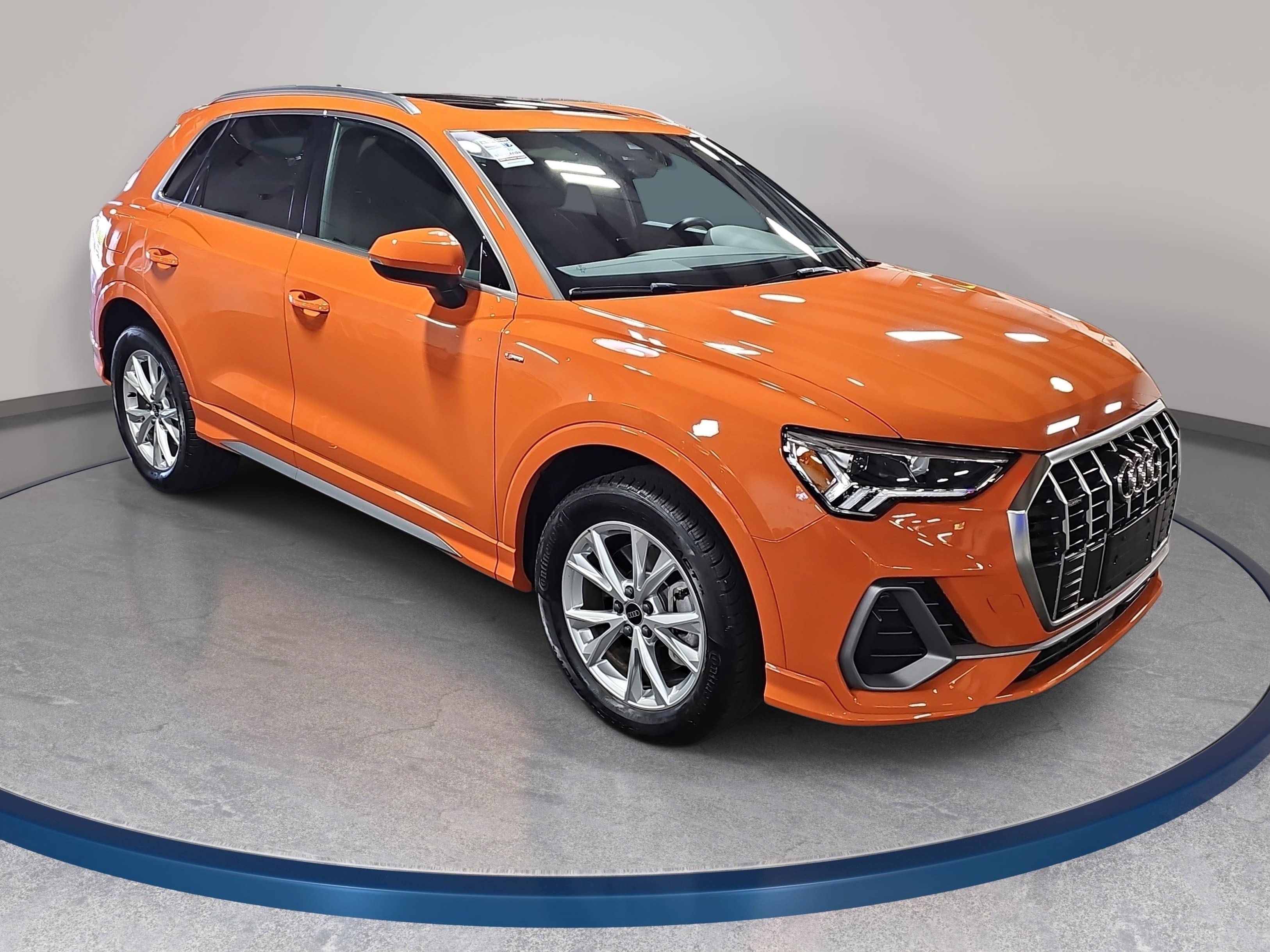 Used 2023 Audi Q3 2.0T Premium AWD/4WD image 3