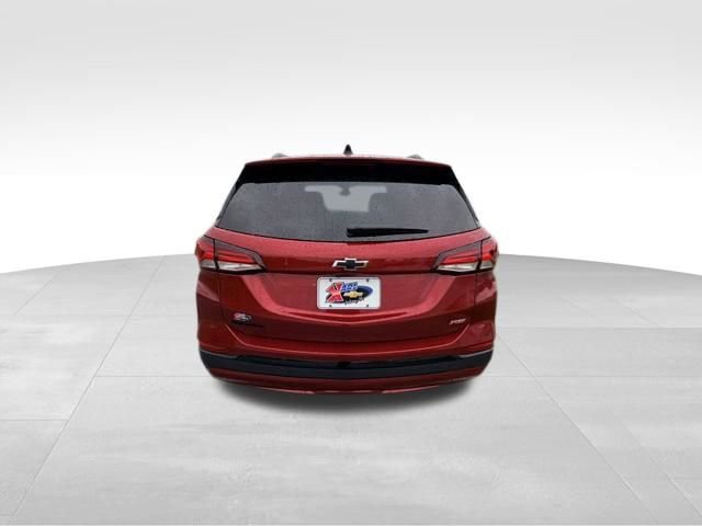 Certified 2024 Chevrolet Equinox RS w/ RS Leather Package FWD image 5