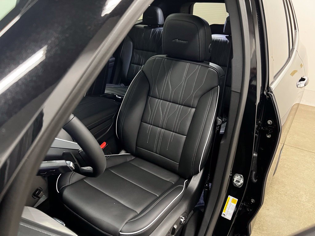 New 2026 Buick Enclave Avenir w/ Super Cruise Package AWD/4WD image 27