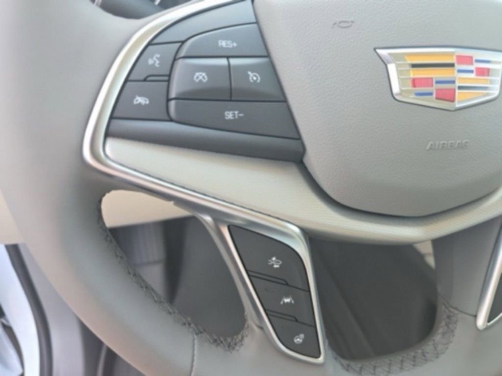 New 2026 Cadillac XT5 Premium Luxury w/ LPO, Floor Liner Package image 19