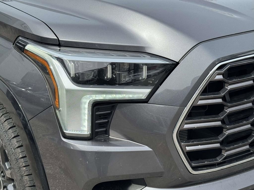 Used 2024 Toyota Sequoia Platinum image 8