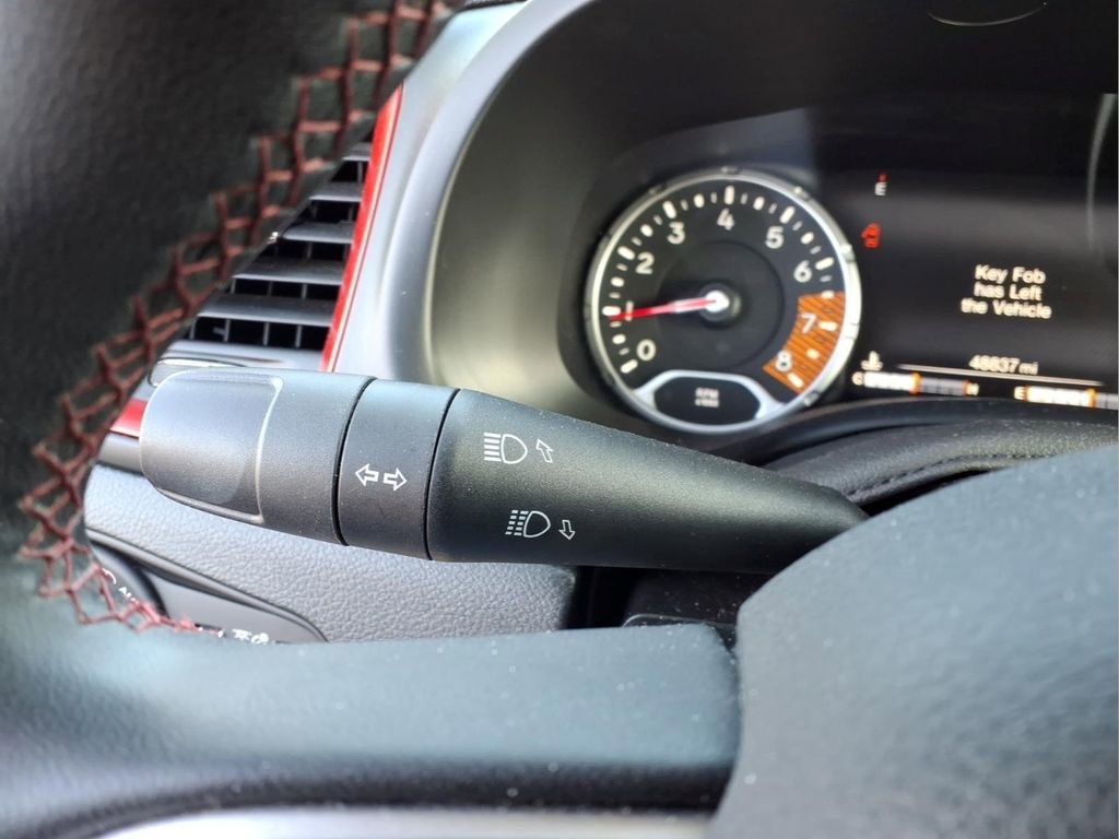 Used 2023 Jeep Renegade Trailhawk AWD/4WD image 18