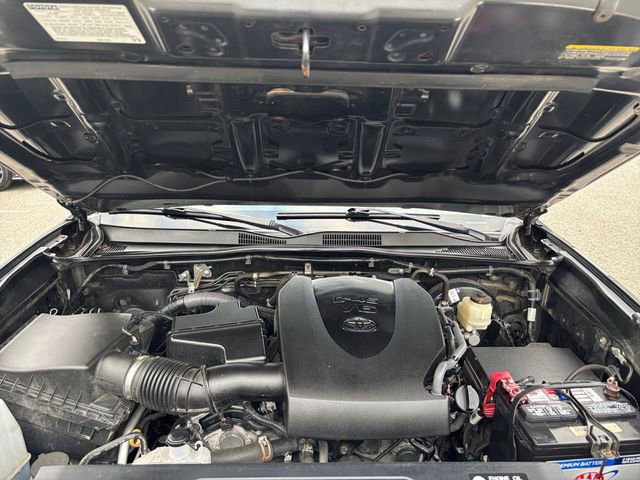 Used 2017 Toyota Tacoma SR w/ Tow Package AWD/4WD image 29