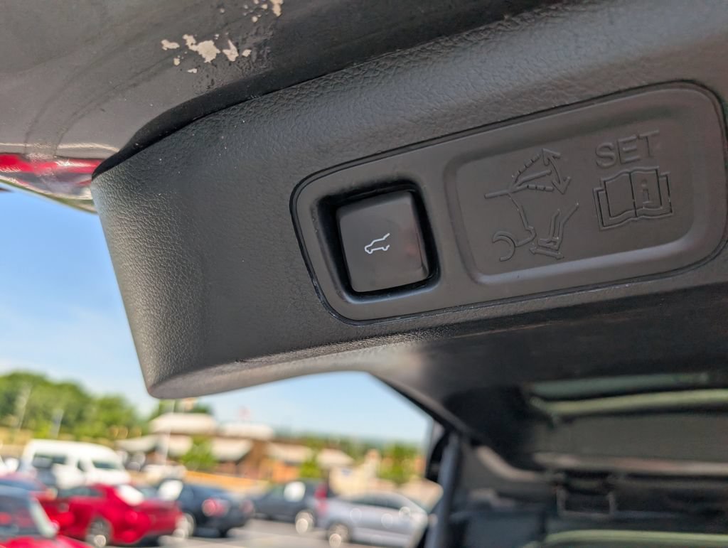 Used 2021 Ford Expedition Max Limited AWD/4WD image 11