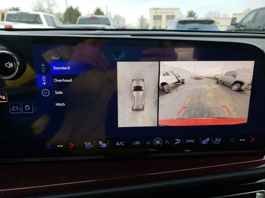 New 2026 Chevrolet Traverse RS w/ LPO, Floor Liner Package image 18