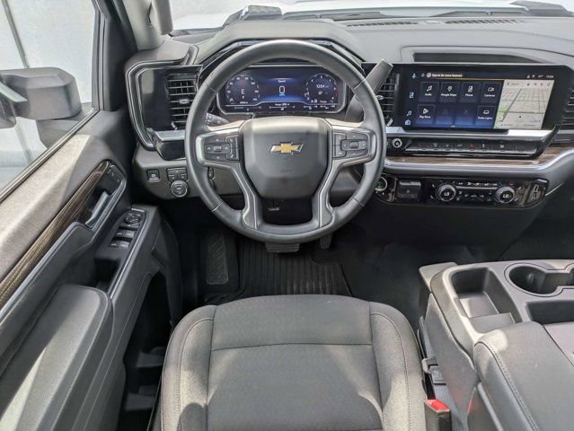 Used 2025 Chevrolet Silverado 2500 LT w/ Convenience Package AWD/4WD image 16