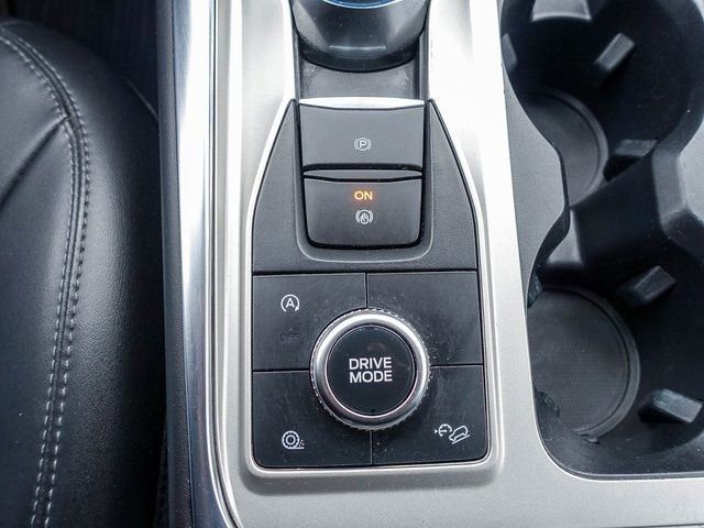 Used 2023 Ford Explorer XLT w/ Equipment Group 202A AWD/4WD image 31
