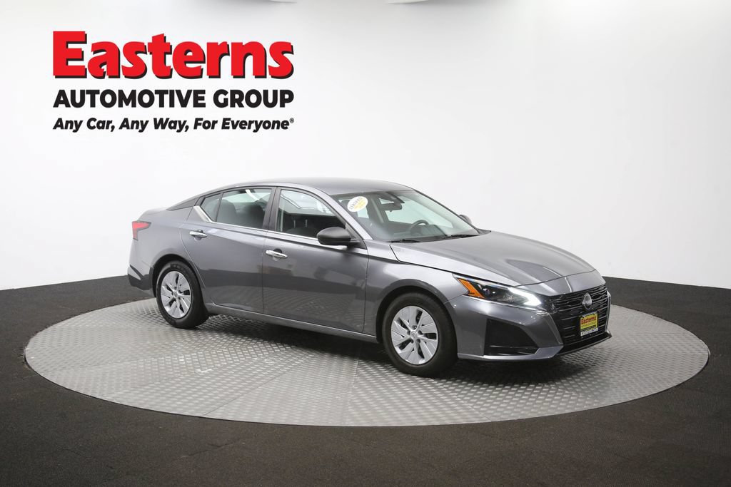 Used 2024 Nissan Altima 2.5 S FWD image 47