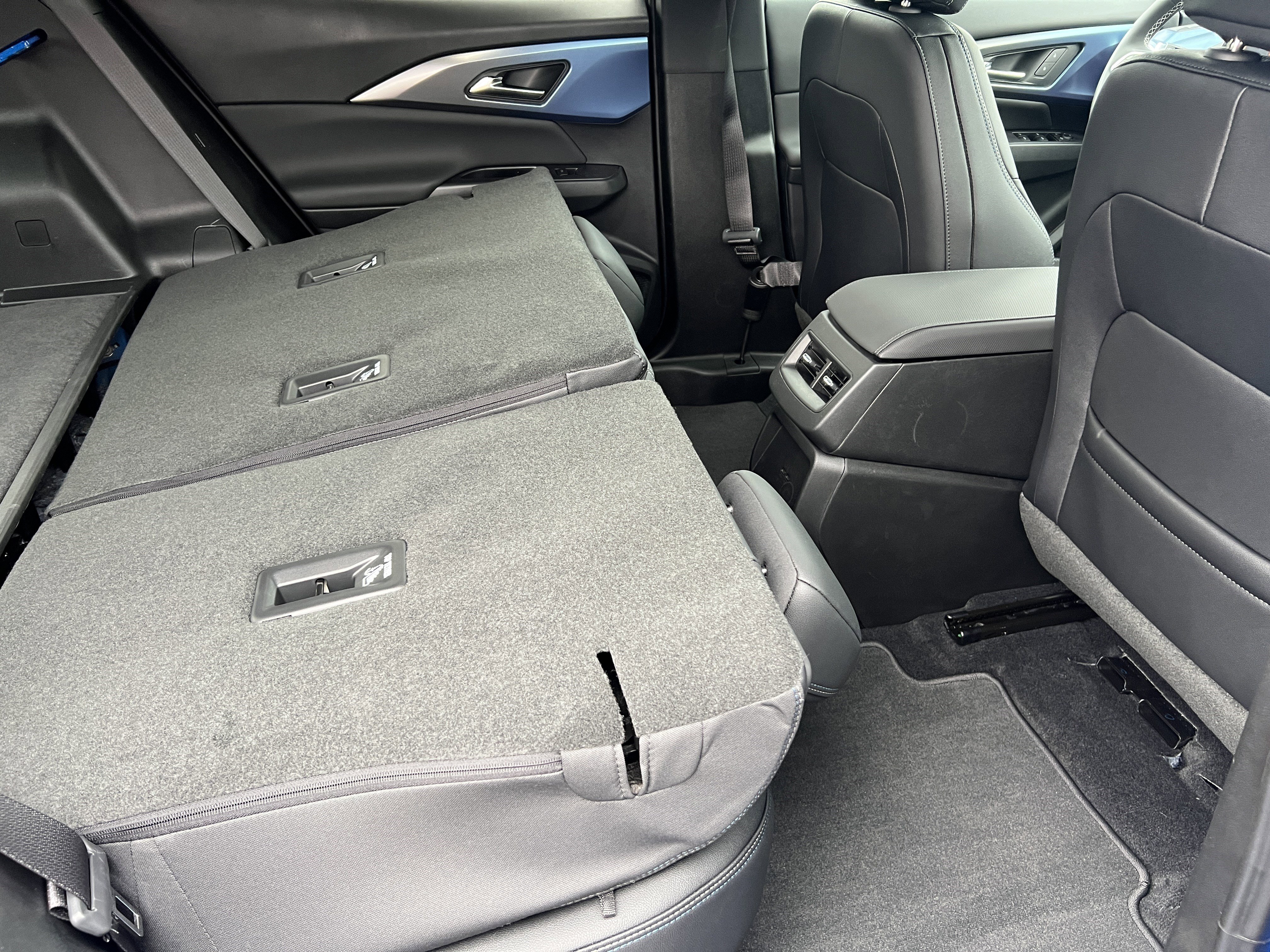 New 2026 Chevrolet Equinox EV LT image 22