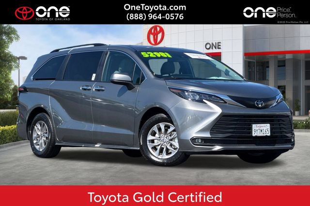 Certified 2026 Toyota Sienna XLE