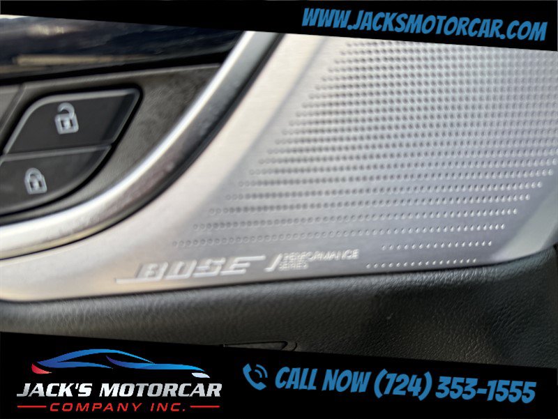 Used 2025 Cadillac XT5 Premium Luxury w/ LPO, Floor Liner Package AWD/4WD image 18