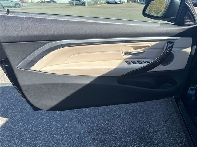 Used 2015 BMW 428i xDrive Convertible image 12